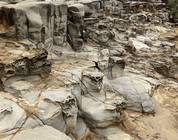 Rockwall at Turner’s beach Yamba