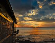 tramonto sul lungomare