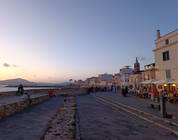 Italien
